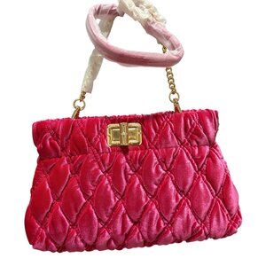 Lilly Pulitzer Pink Grenadine Quilted Clutch With Gold Turnlock Closure & Chain